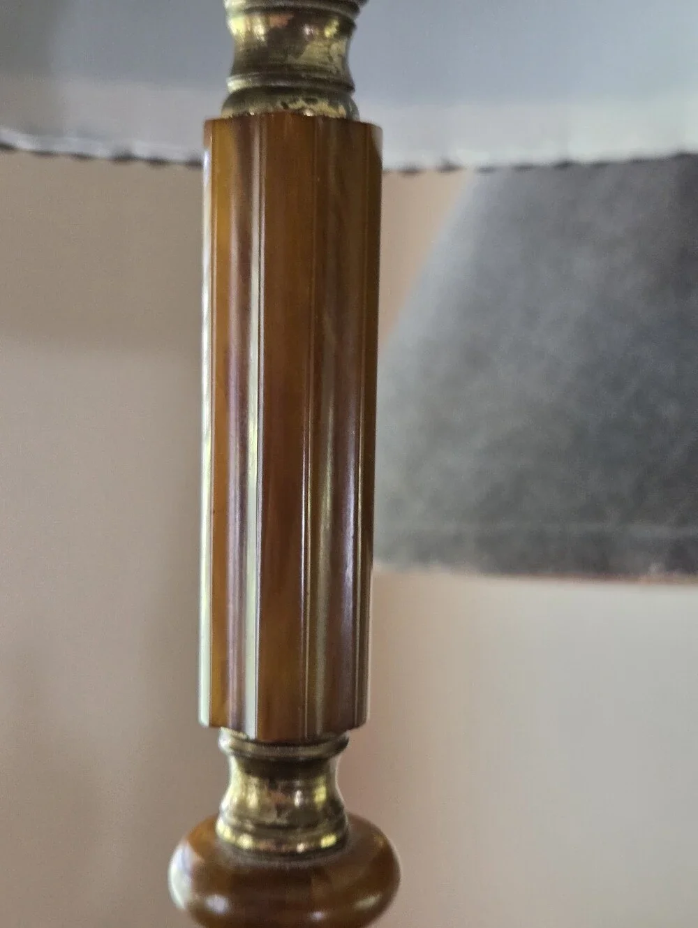 Antique Art Deco 1930's Bakelite And Jadeite Lampa